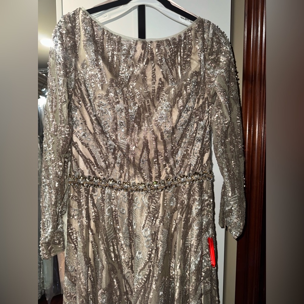 Sequin long sleeve bateau A line gown - Picture 8 of 9